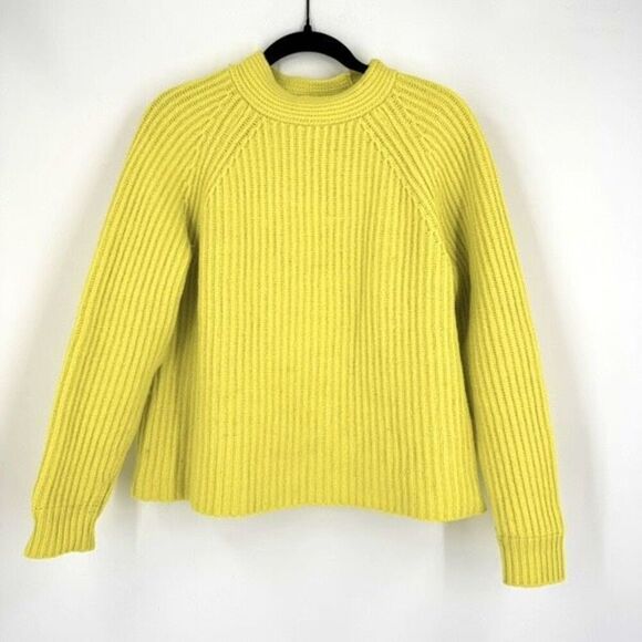 Banana Republic Women's Thick Chunky High Crew Neck Sweater Neon Yellow Medium - Picture 2 of 10